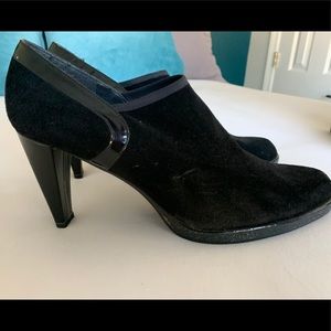 Stuart Weitzman Suede Heels